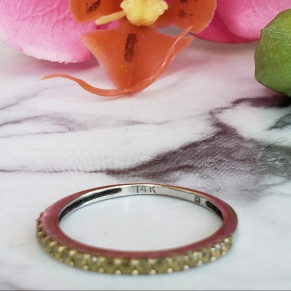 14k solid white gold yellow sapphires band - Picture 4 of 8